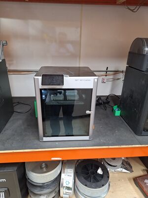 Picture of Bambu Labs X1 Carbon FDM 3D Printer in the fablab